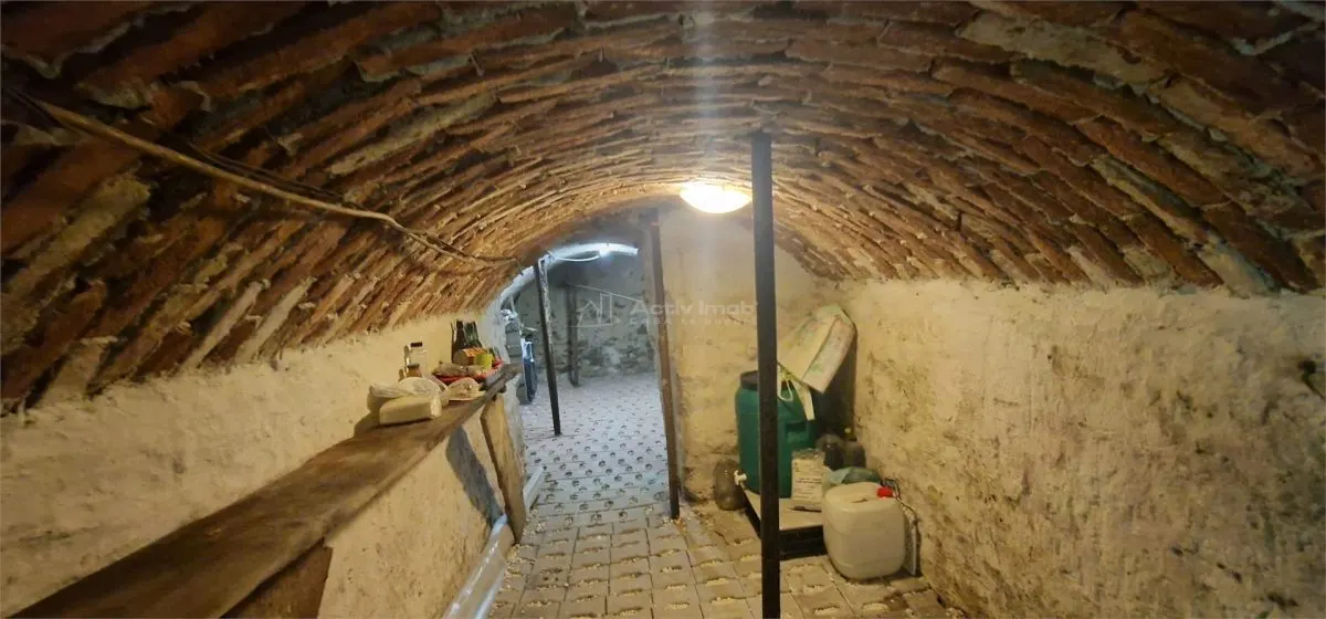 Brebu Nou, Caraș-Severin : Deux Maisons sur Terrain de 1 400 m², Zéro Commission Acheteur - foto 24