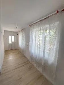 Vivienda de Planta Baja, 130 m², 4 Habitaciones, Parcela 1270 m², Calle Orizontului - foto 5