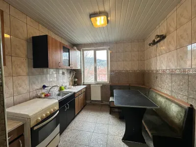 Resita, Apartamento de 3 Dormitorios, Semiabierto, Zona Central - foto 11