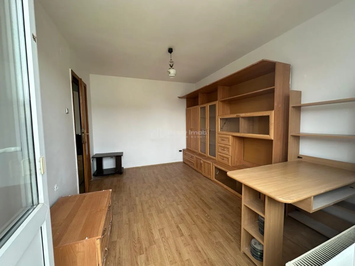 Resita, Apartamento de 3 Dormitorios, Semiabierto, Zona Central - foto 15