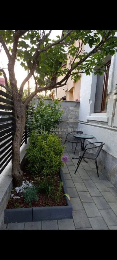 Appartement Rez-de-Chaussée en Villa, Vatra Luminoasa – Idéal pour Bureau - foto 1