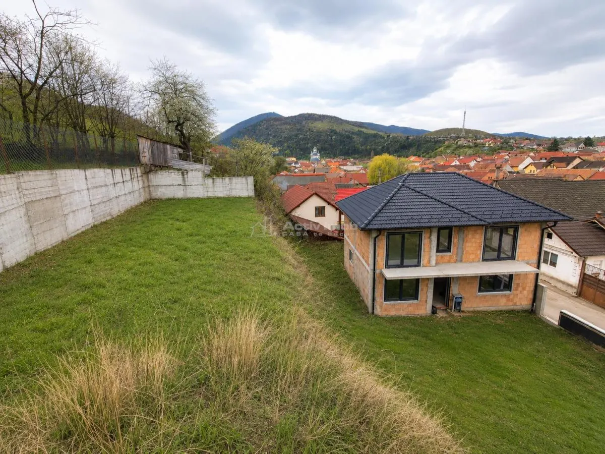 Maison Moderne Neuve à Vendre à Sadu - foto 7