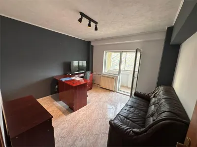 Venta: Apartamento Office 2 Dormitorios, Planta 1ª, Bd. Burebista – Plaza Alba Iulia - foto 2