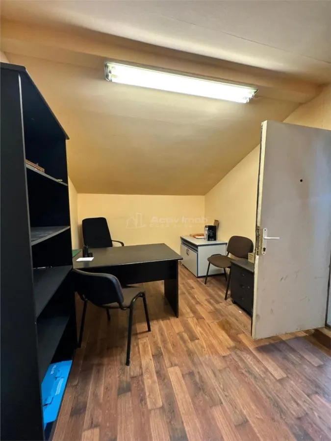 Opportunité – Local Commercial RDC + Étage - foto 9