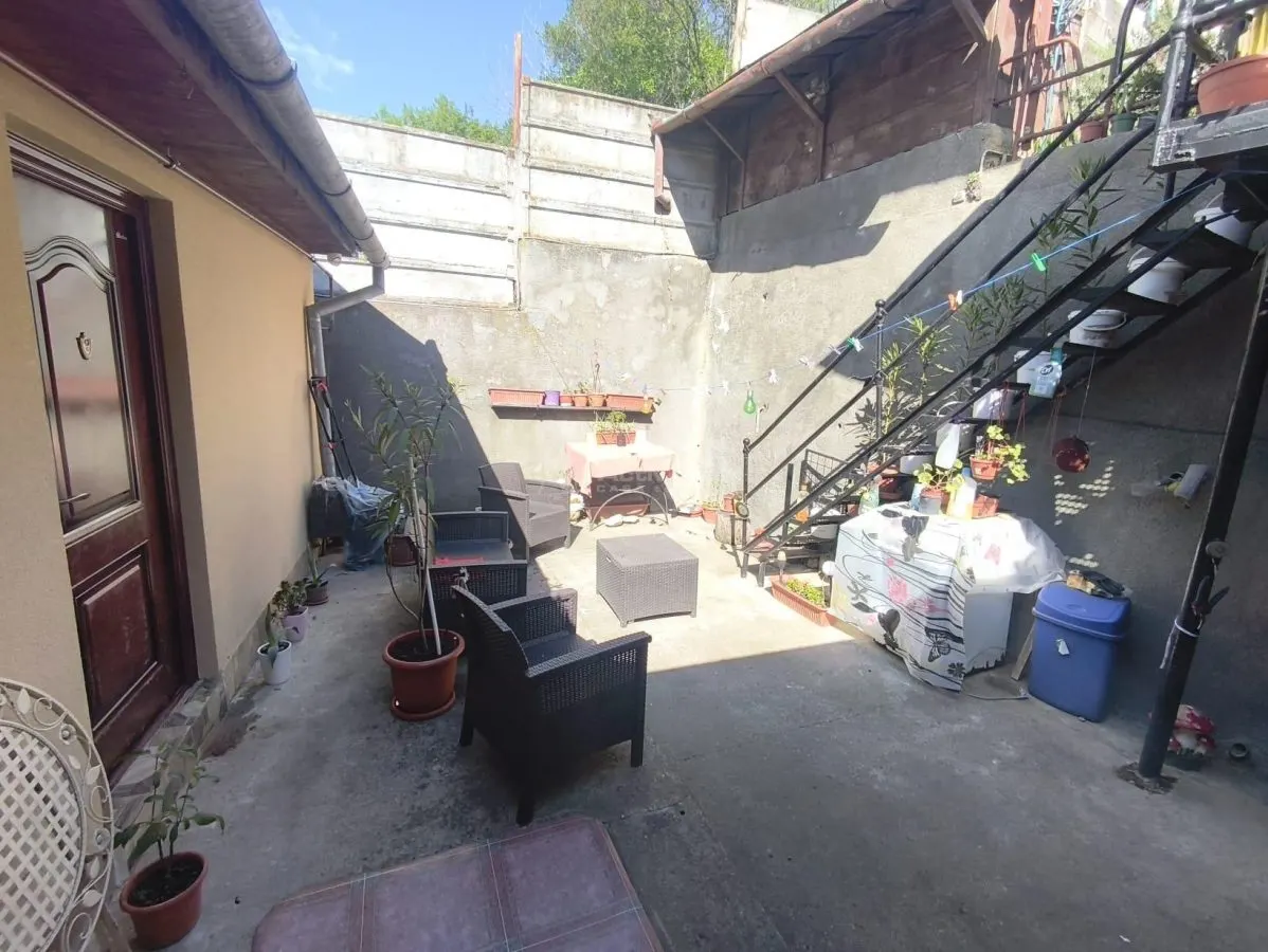 Maison à Resita, Quartier Muncitoresc - foto 16