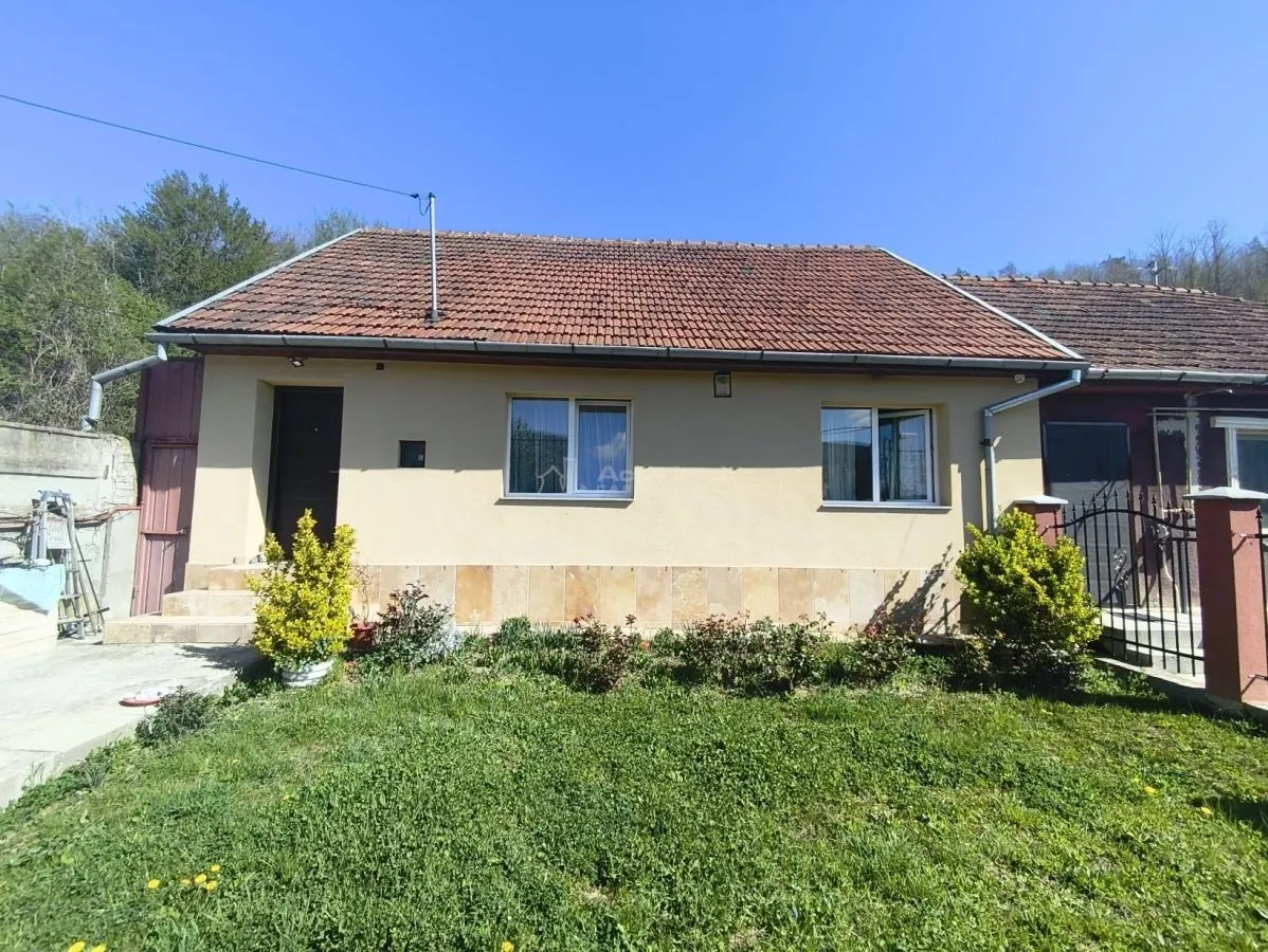 Maison à Resita, Quartier Muncitoresc - foto 17