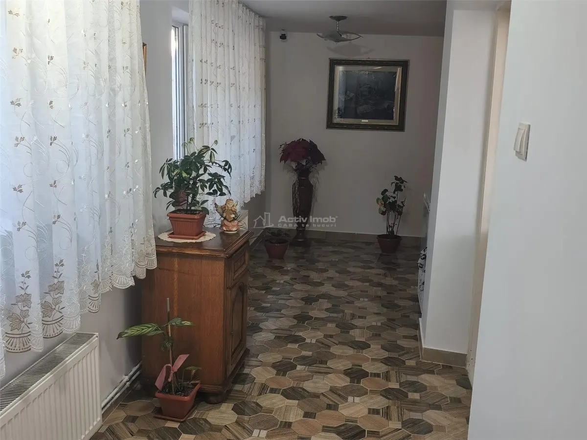 Maison à Resita, Quartier Muncitoresc - foto 3