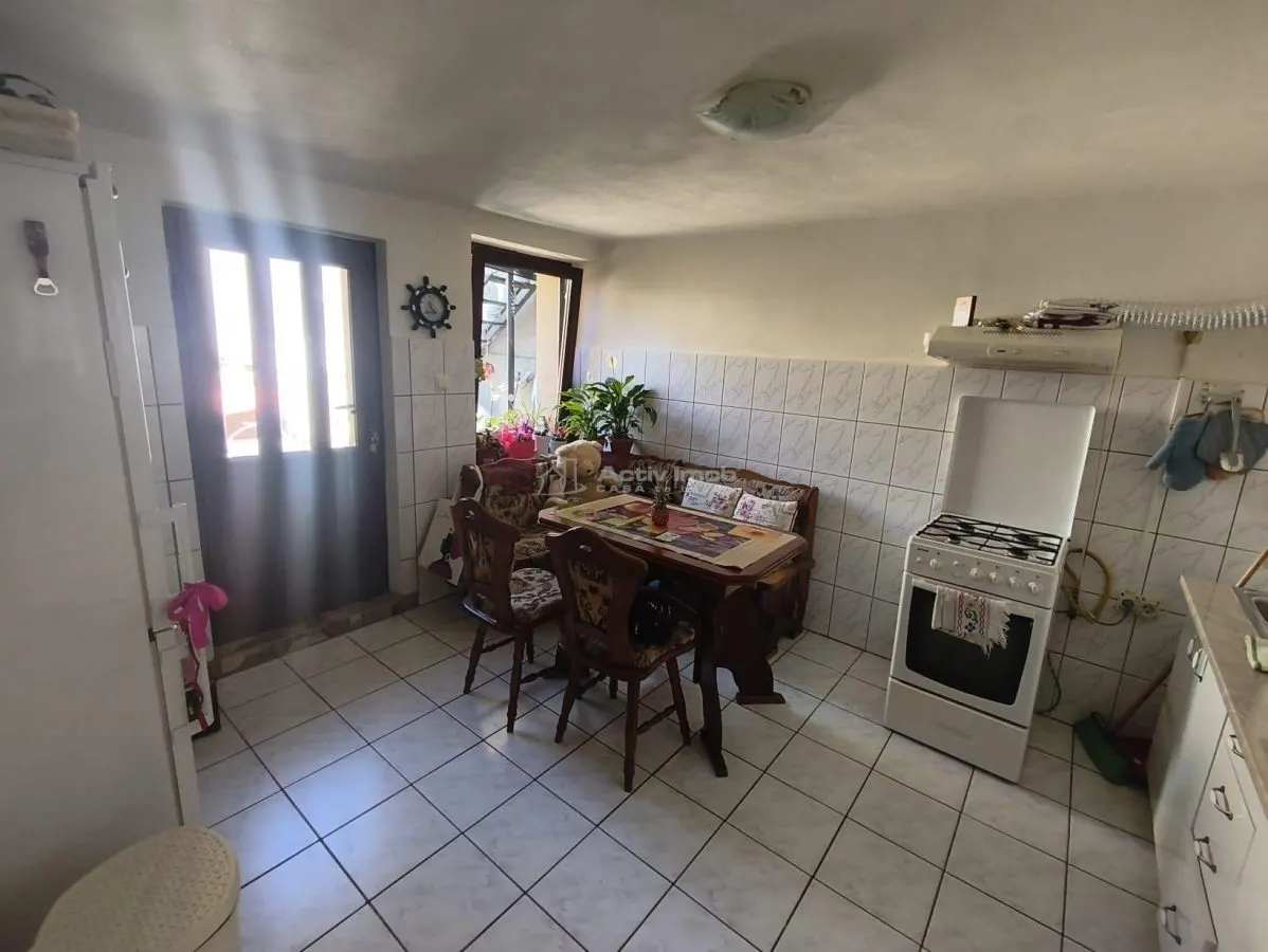Maison à Resita, Quartier Muncitoresc - foto 5