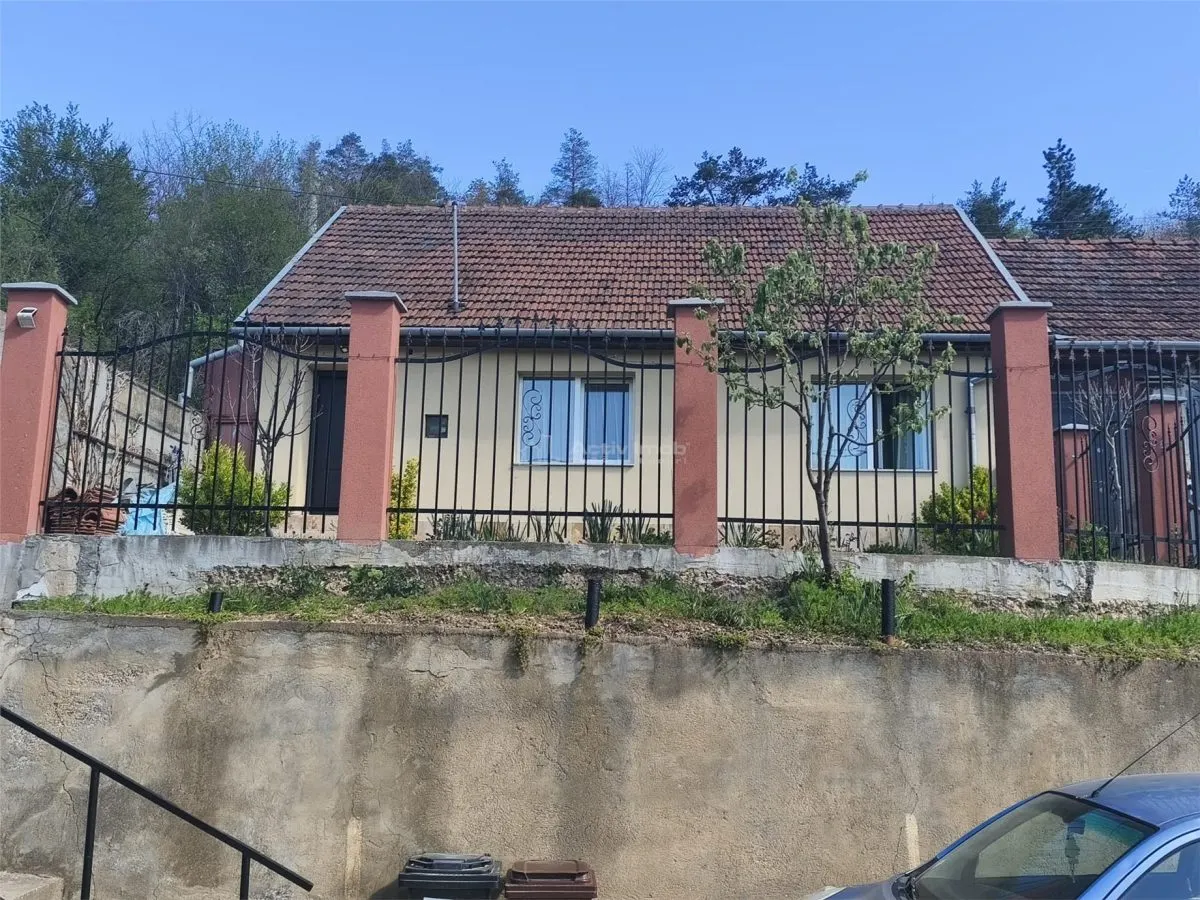 Maison à Resita, Quartier Muncitoresc - foto 6