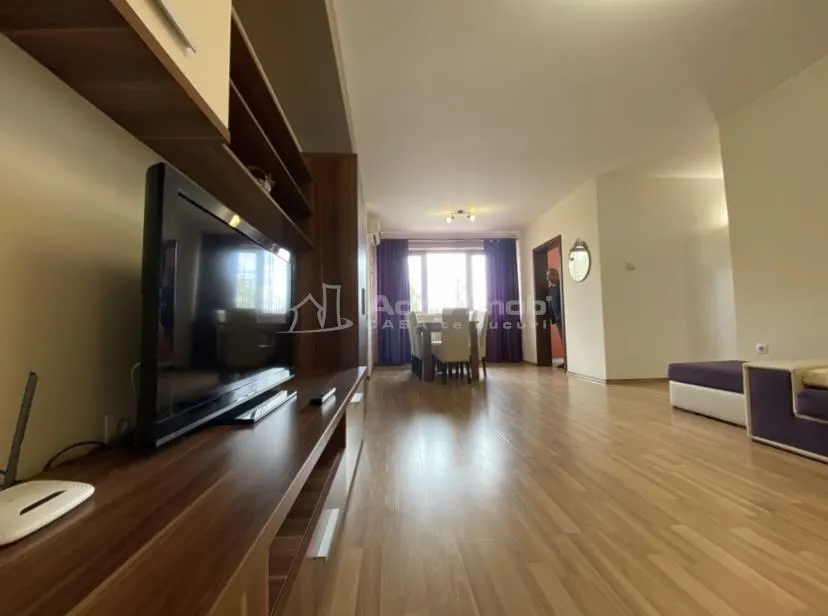 Appartement Spacieux de 3 Chambres en Villa, Bucurestii Noi - foto 6