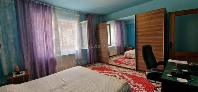 House / villa for sale 230 sqm in Resita, Muncitoresc area - foto 15