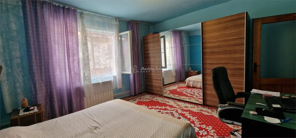 House / villa for sale 230 sqm in Resita, Muncitoresc area - foto 15