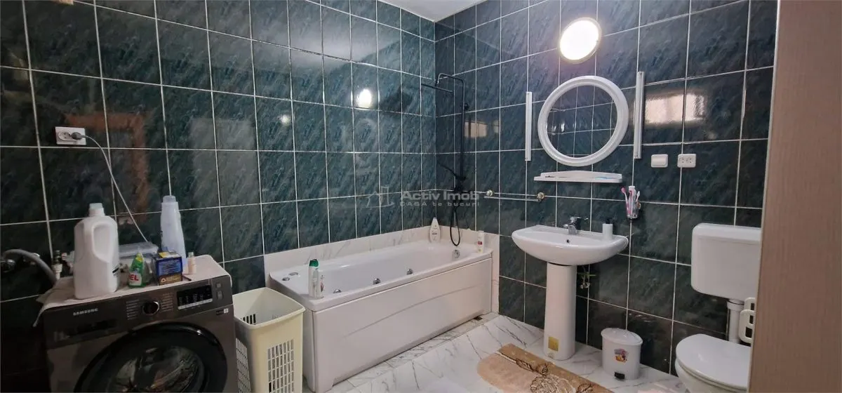 House / villa for sale 230 sqm in Resita, Muncitoresc area - foto 17