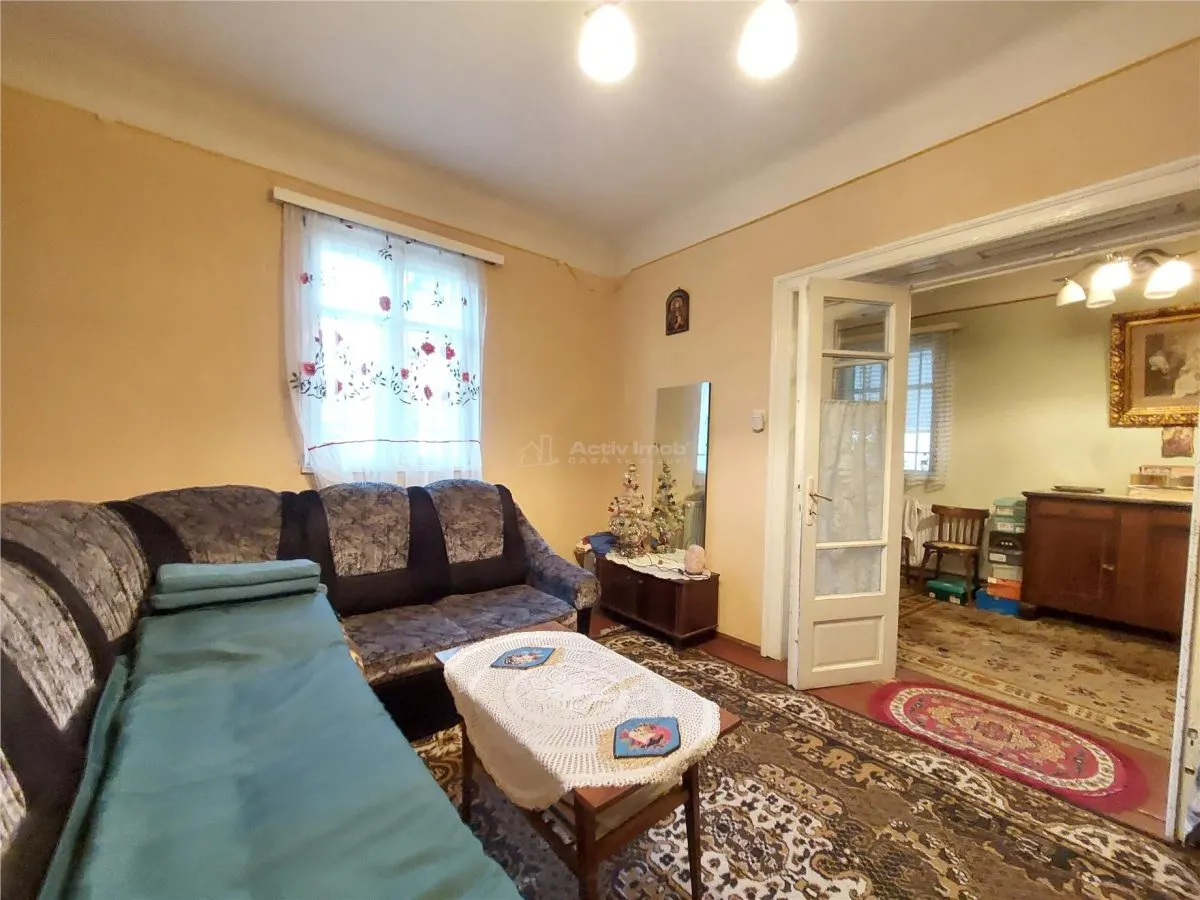 Casa P+1, 5 Dormitorios, 150 m², 3.815 m² Terreno, Zoresti, Vernesti - foto 2