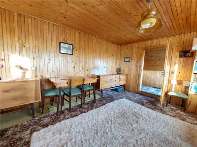 Casa P+1, 5 Dormitorios, 150 m², 3.815 m² Terreno, Zoresti, Vernesti - foto 14