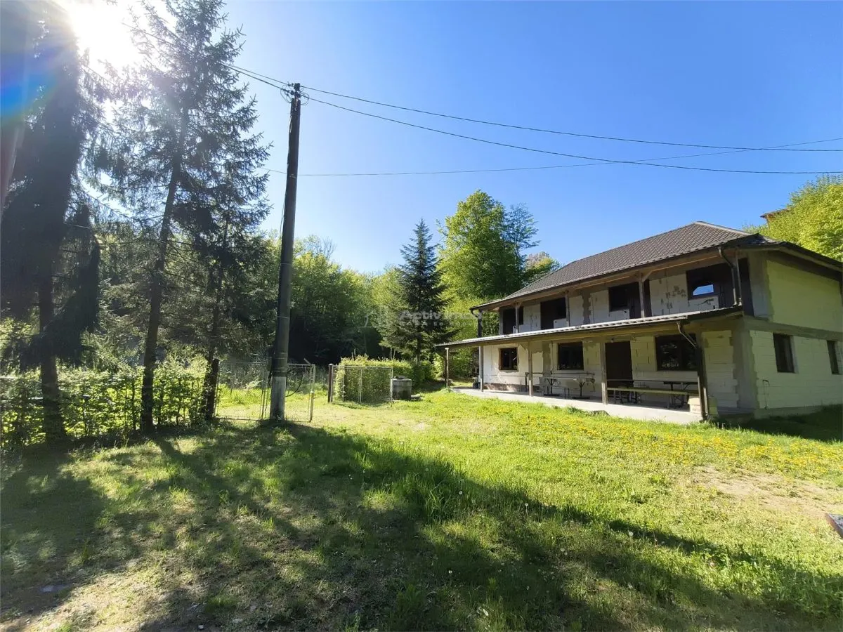 Maison de Vacances à Vendre Valea Avrigului - foto 4