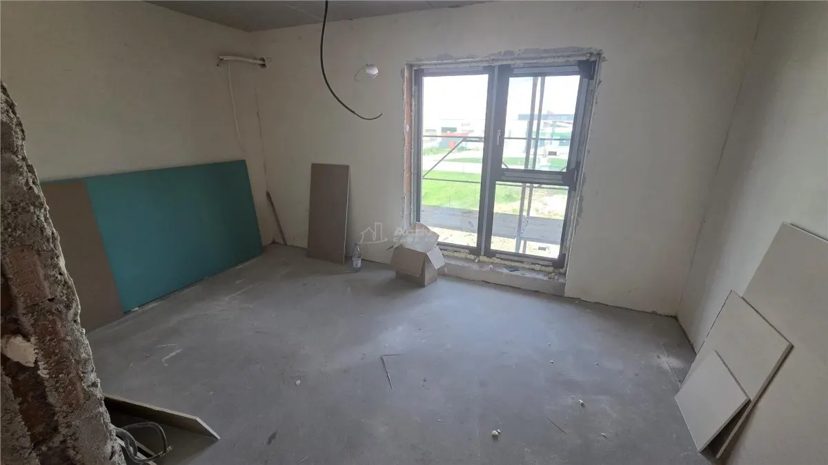 Titanul Nou – 4 Minutes du Parcul Teilor, Maison 4 Chambres - foto 3