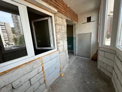 Apartamento 2 Dormitorios, Distribución Semicompartimentada, Planta 1, Ultra-céntrico - foto 13