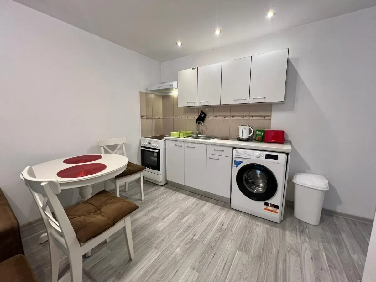 Appartement 2 Pièces Distribution Séparée - Tineretului - Rue Constantin Radulescu-Motru - foto 2