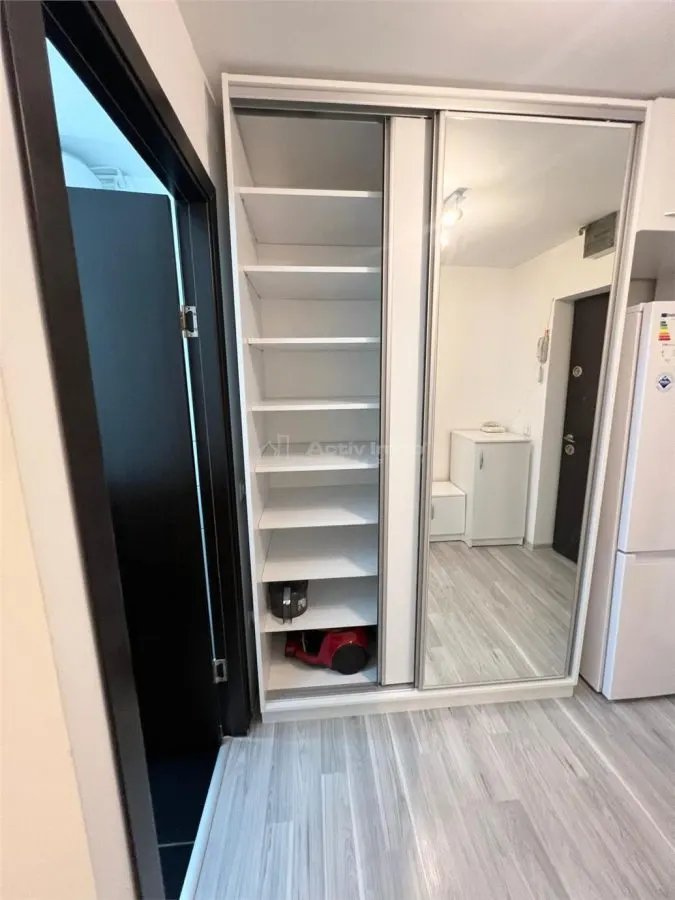 Appartement 2 Pièces Distribution Séparée - Tineretului - Rue Constantin Radulescu-Motru - foto 8
