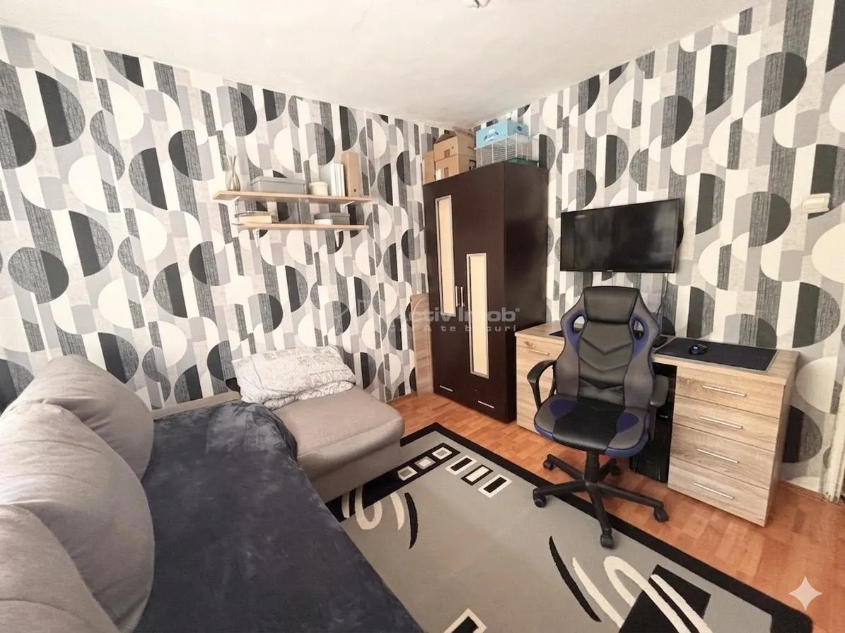 Appartement 3 Chambres, Rez-de-Chaussée, Immeuble Rénové - foto 4