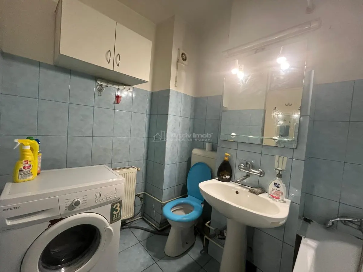 Lugoj, 3-Bedroom Apartment, 92 sqm, 8th Floor, Tower Block, OMV Zone, Panoramic Views - foto 11