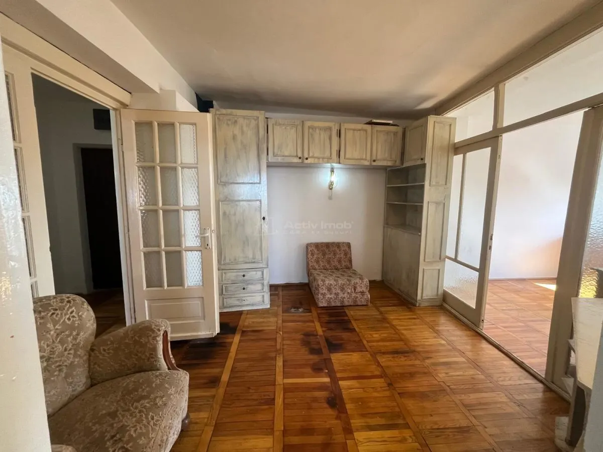 Lugoj, 3-Bedroom Apartment, 92 sqm, 8th Floor, Tower Block, OMV Zone, Panoramic Views - foto 6
