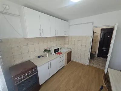 Resita, Studio Meublé et Équipé, 2e Étage, Calea Caransebesului - foto 12
