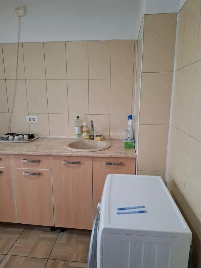 Vitan - Olimpia: 2-Bedroom Apartment, 2nd Floor, 1979 Building, 61 sqm - foto 12