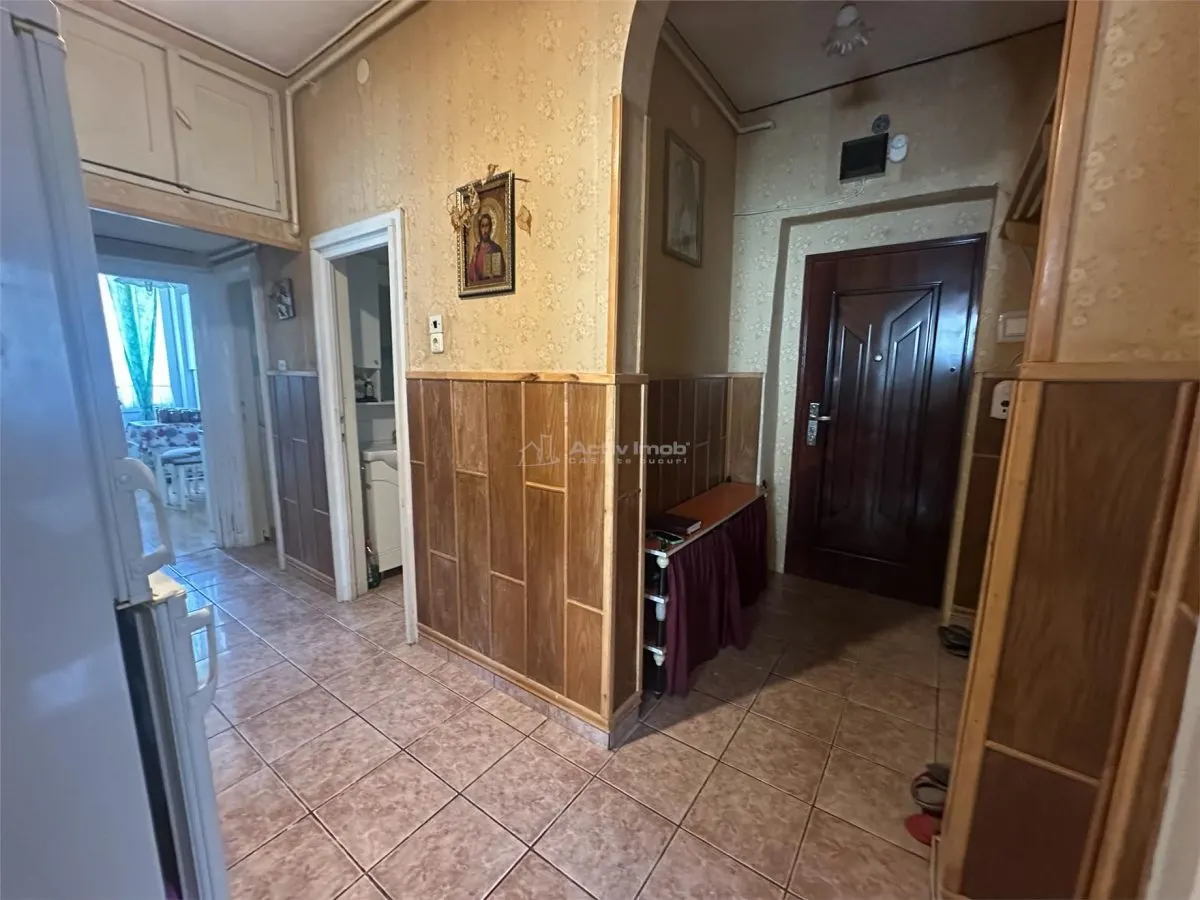 Resita, Apartamento de 3 Dormitorios, Distribución Separada, Planta Baja, Lunca - foto 16