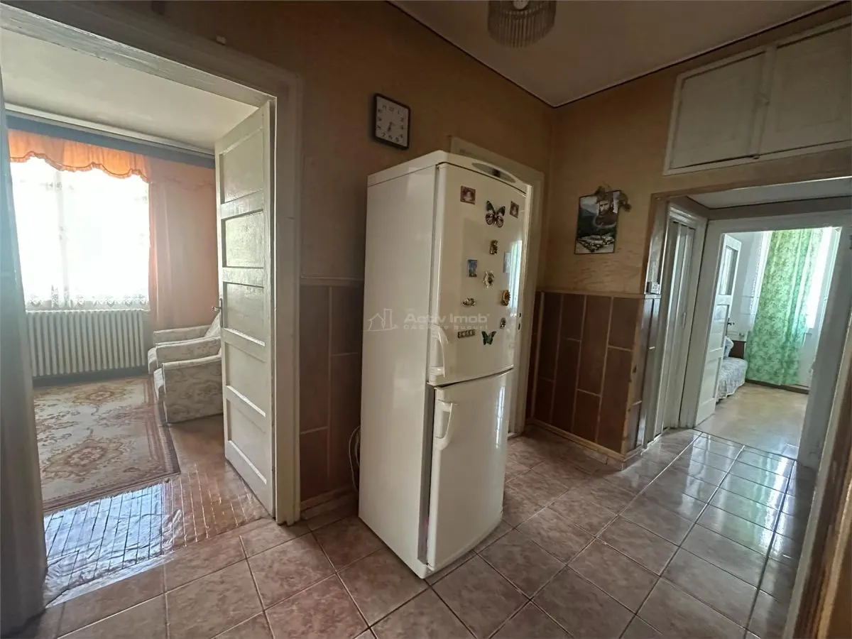 Resita, Apartamento de 3 Dormitorios, Distribución Separada, Planta Baja, Lunca - foto 24