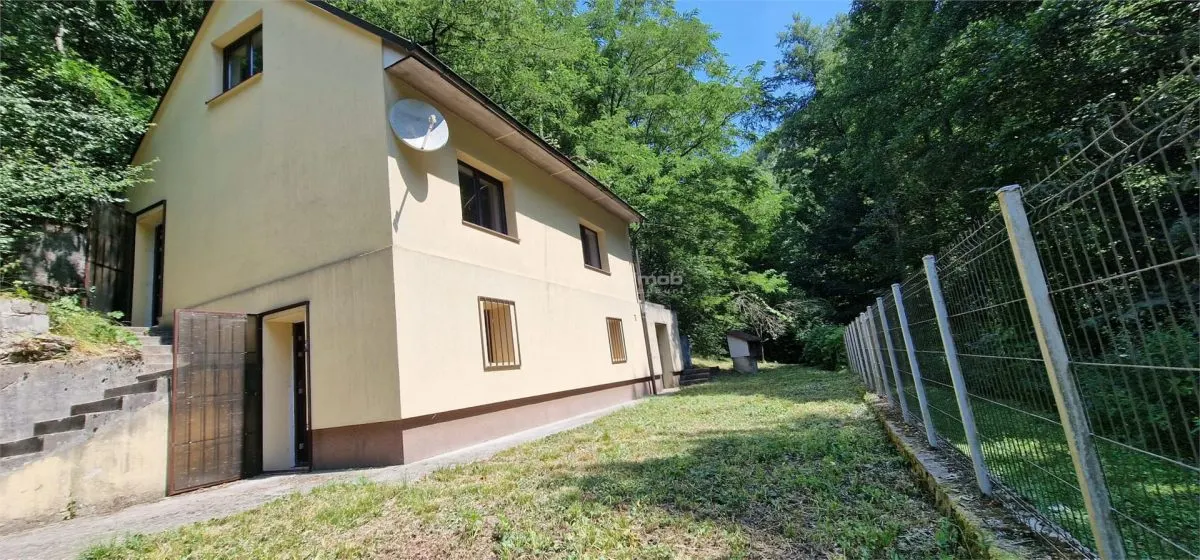 Resita Villa P+1+Buhardilla, Terreno 2100 m², Zona Aislada, Cero Comisión Comprador - foto 2