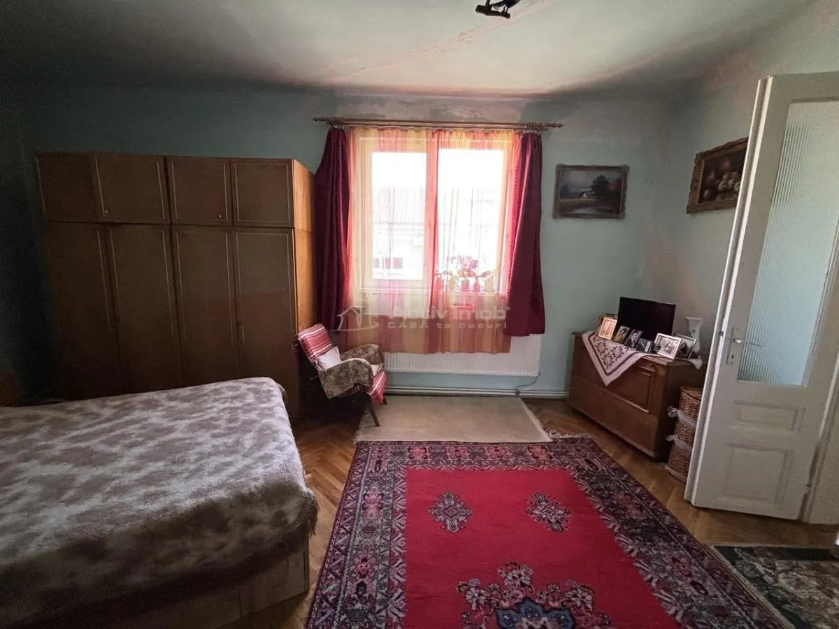 Casa Aislada en Centro de Oradea – 150 sqm – 411 sqm Parcela - foto 2