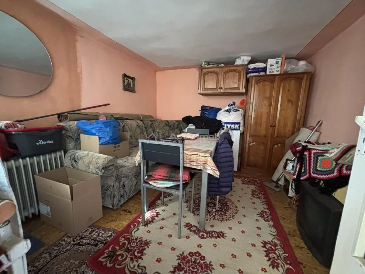 Casa Aislada en Centro de Oradea – 150 sqm – 411 sqm Parcela - foto 3