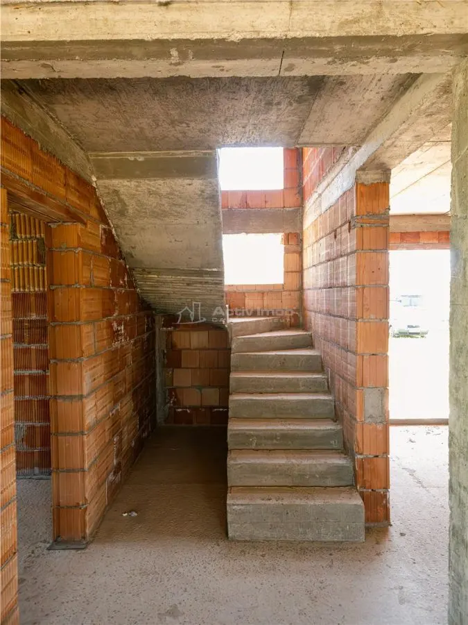Maison Individuelle à Vendre à Talmaciu, Quartier Verdi - foto 14