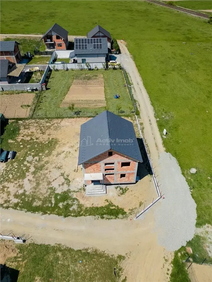 Maison Individuelle à Vendre à Talmaciu, Quartier Verdi - foto 3