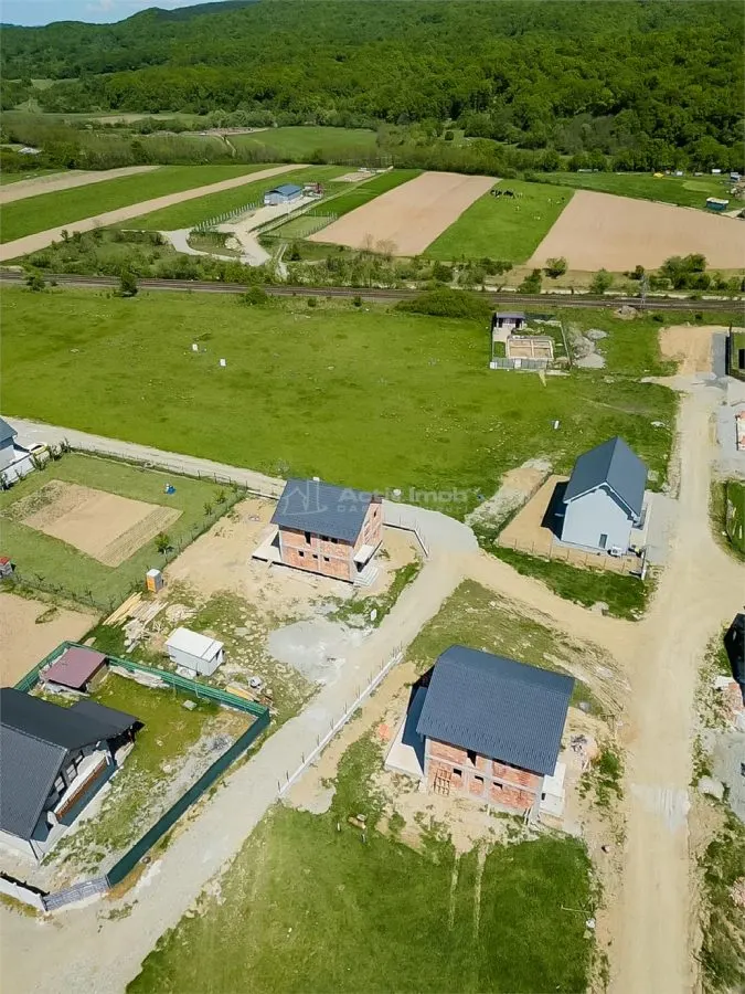 Maison Individuelle à Vendre à Talmaciu, Quartier Verdi - foto 7