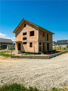 Maison Individuelle à Vendre à Talmaciu, Quartier Verdi - foto 8