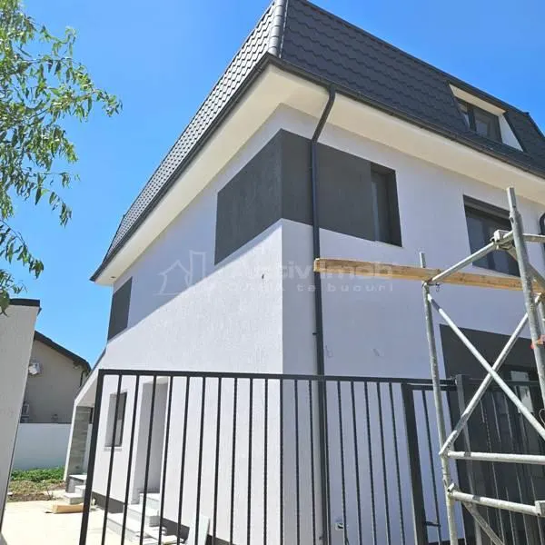 House / villa for sale 115 sqm in Bucuresti, Prelungirea Ghencea area - foto 12