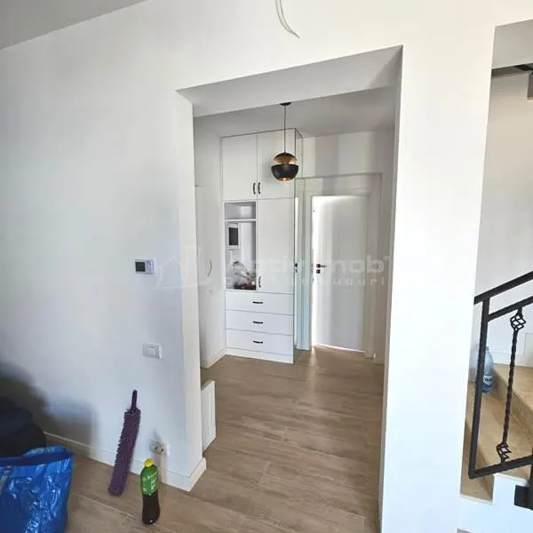 House / villa for sale 115 sqm in Bucuresti, Prelungirea Ghencea area - foto 16