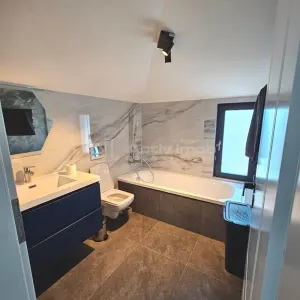 House / villa for sale 115 sqm in Bucuresti, Prelungirea Ghencea area - foto 19