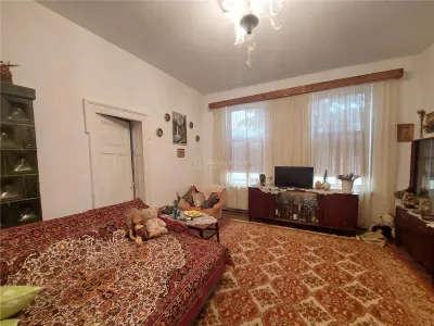 Casa de dos cuerpos, terreno 228 m², zona Gării, Buzau - foto 2