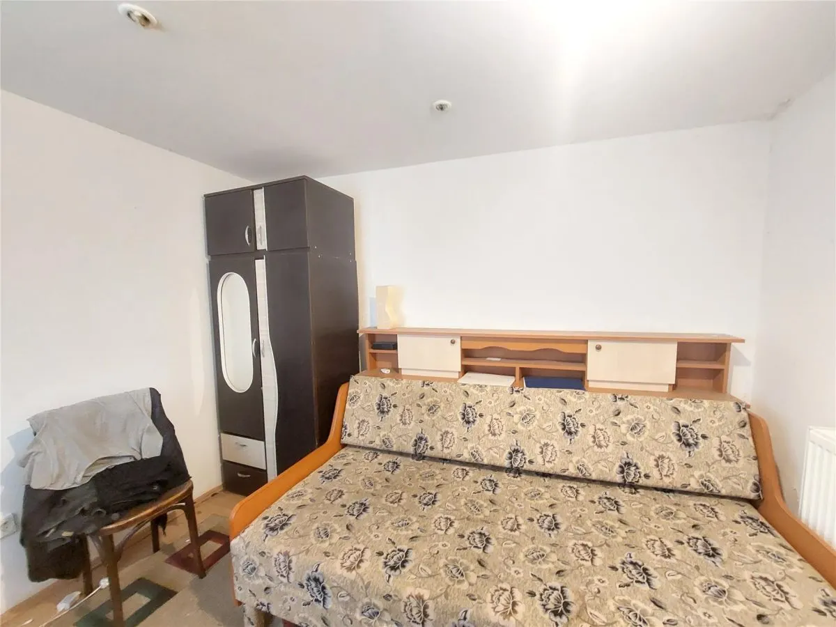 Casa de dos cuerpos, terreno 228 m², zona Gării, Buzau - foto 4