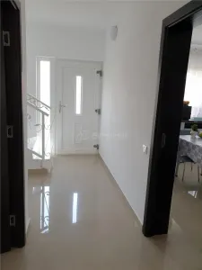 4卧室复式楼出租，Micro 3，Penny地区 – 家具配齐且设施完善 - foto 12