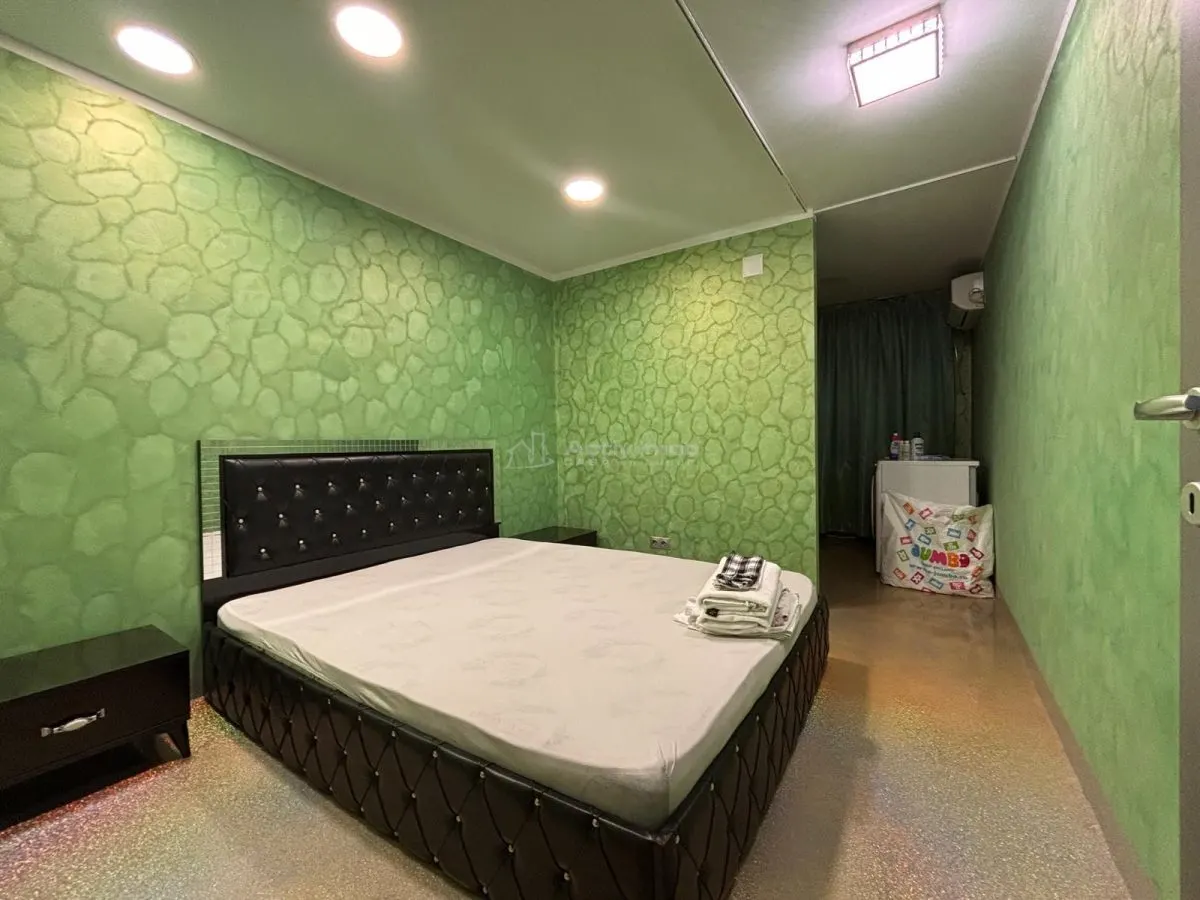 Investissement Intelligent : Appartement et Espace Commercial avec Accès Séparé - foto 4