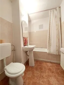 Apartamento 2 Dormitorios, 2 Balcones, 62 m², 3ª Planta, Costieni - foto 9