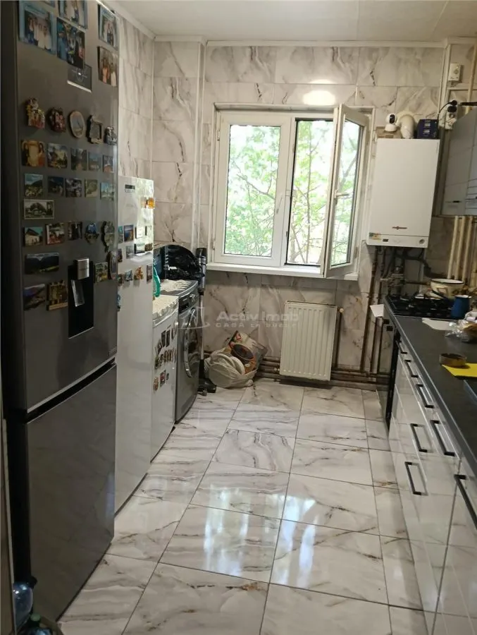 Apartamento de 3 Dormitorios, Edificio Rehabilitado, Teius, Planta Baja, Amueblado - foto 5