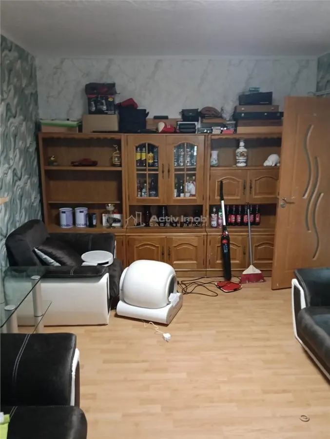 Apartamento de 3 Dormitorios, Edificio Rehabilitado, Teius, Planta Baja, Amueblado - foto 6
