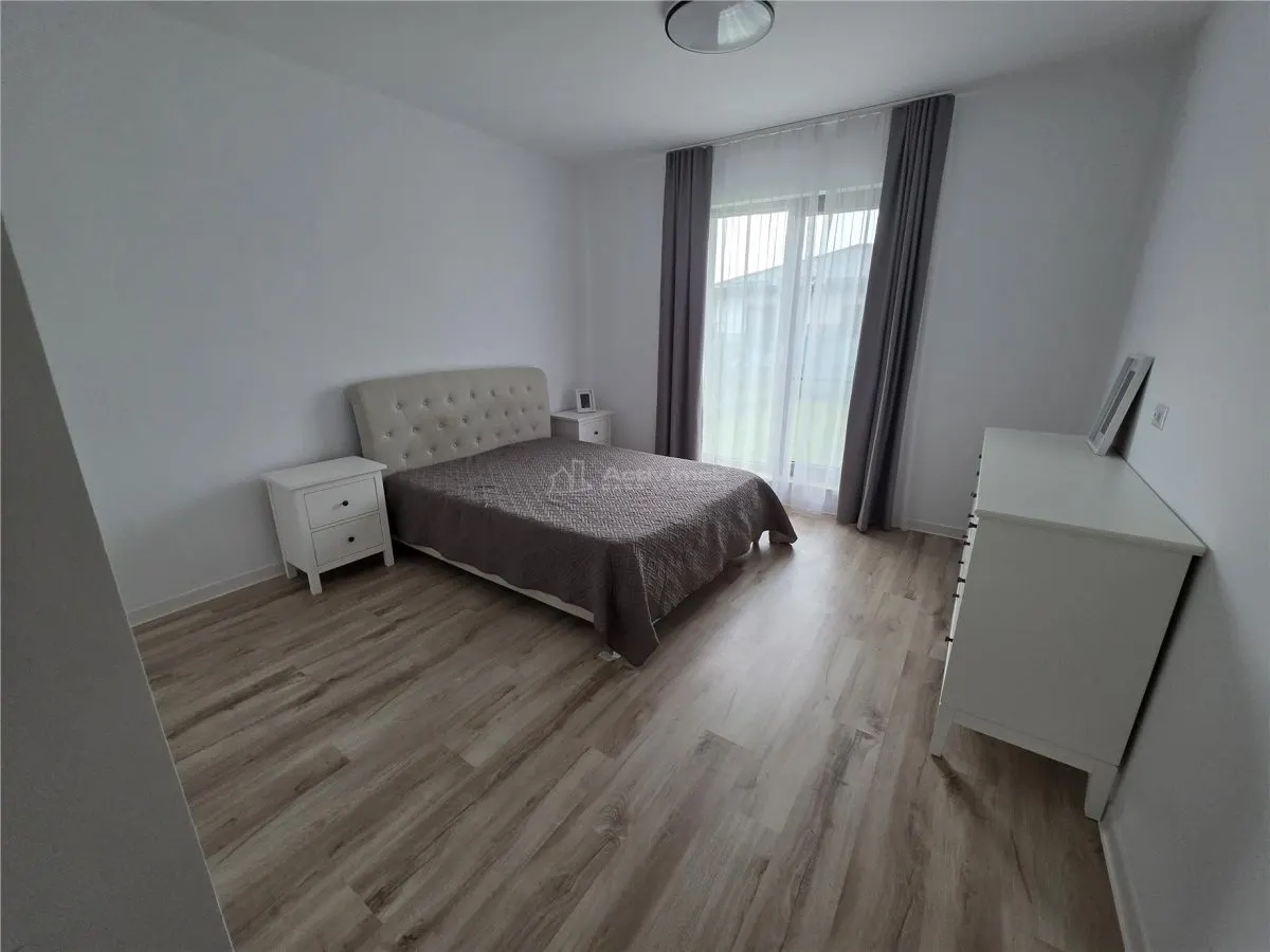 Villa Moderna Corbeanca-Tamasi - 4 Dormitorios, 2 Baños, 121sqm - 400sqm Terreno - foto 12