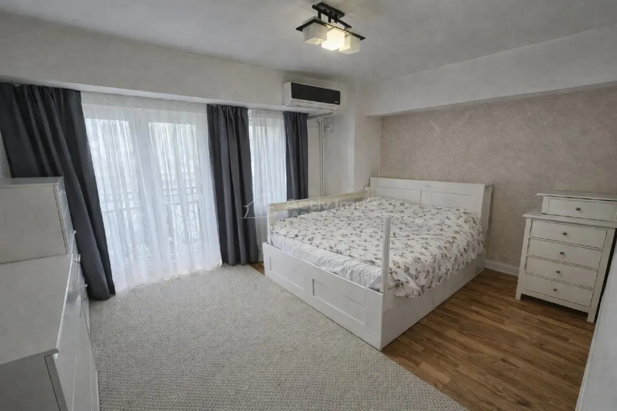 Apartamento de 3 Dormitorios Distribuido – Rond Alba Iulia – Sin Comisión - foto 3